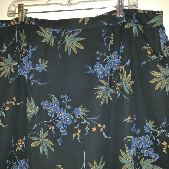 Pendleton Plus Floral Skirt Womens Size 18W Black Lightweight Chiffon Lined - Picture 3 of 14